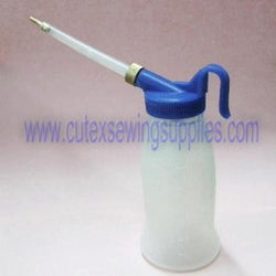 PLASTIC BOTTLE SQUEEZE PUMP OILER, DISPENSER