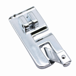 Slant Shank Snap-On 3mm Rolled Hemmer Foot for Singer Machine